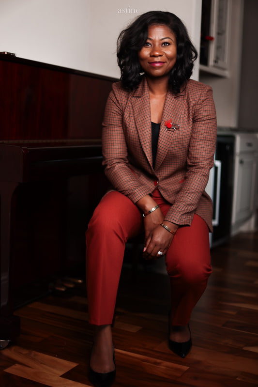 Savoir Pantsuit -Elegant Women's Pant Suit - Perfect for Business and Formal Events
