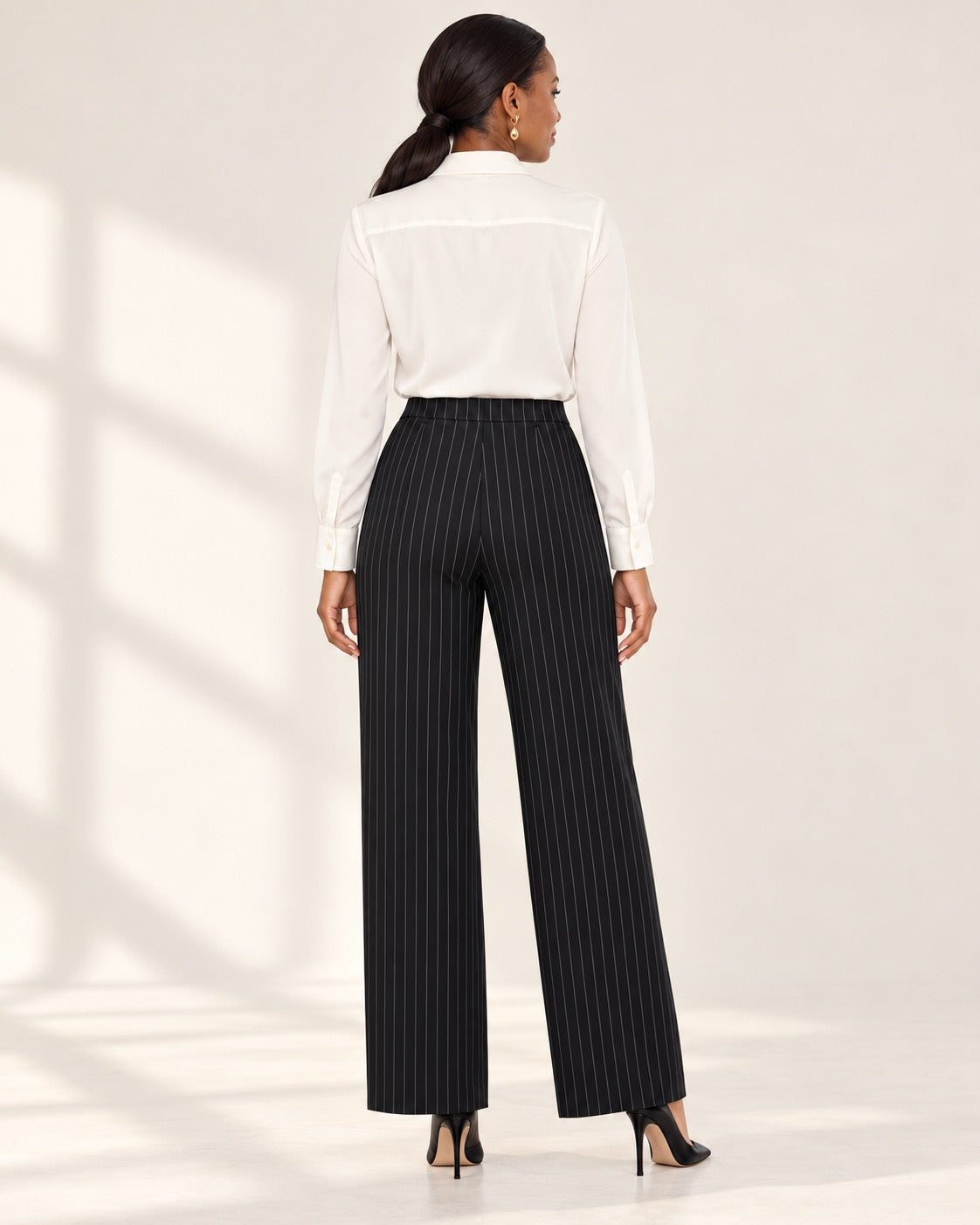 Belgravia Women’s Pinstripe Wide-Leg Pants