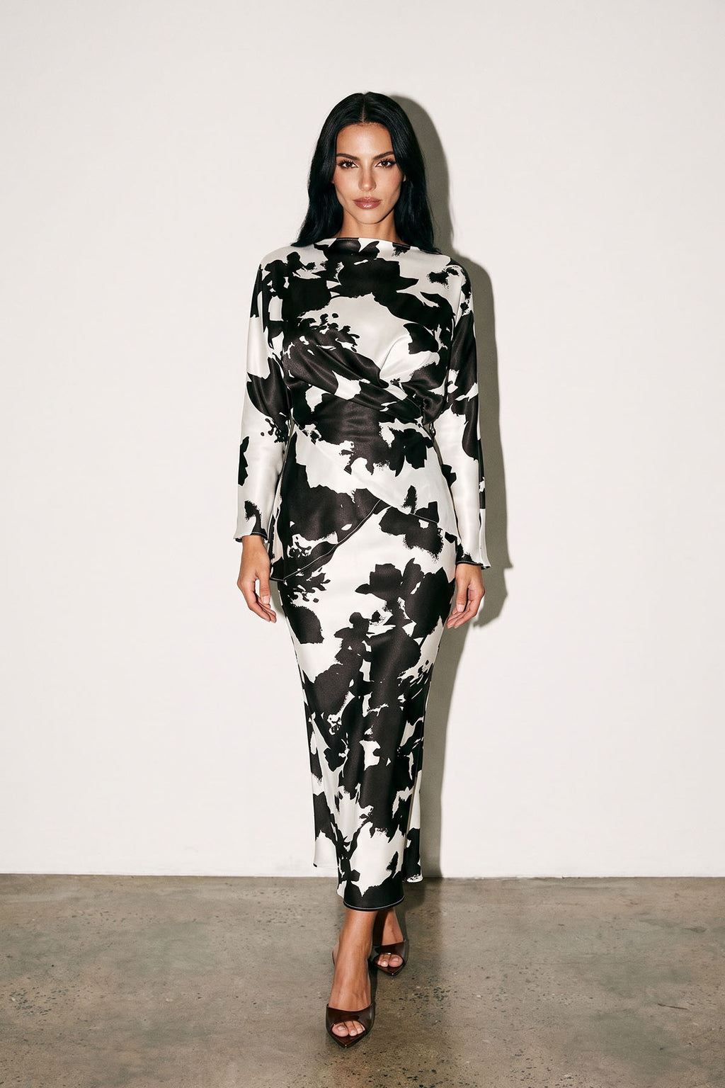 Evora Bloom Cream & Espresso Two-Piece Skirt Set.