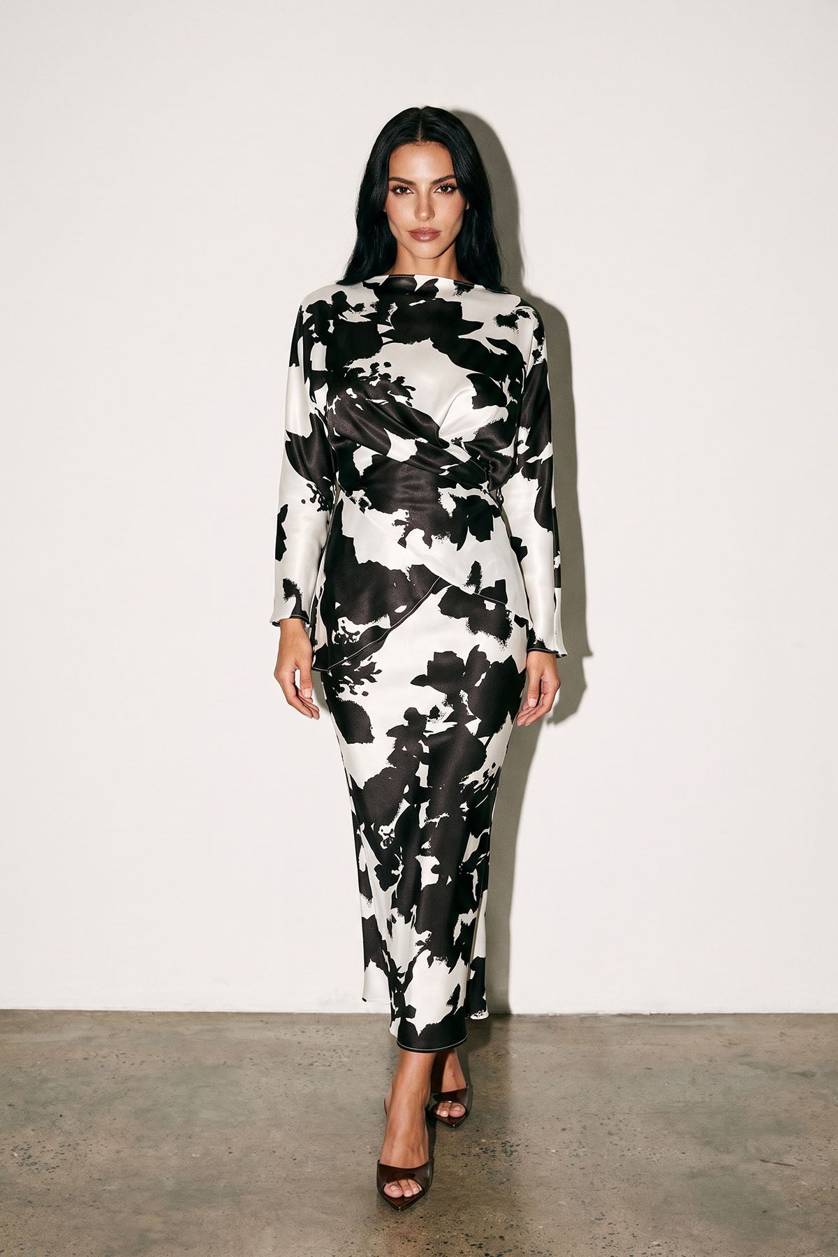 Evora Bloom Cream & Espresso Two-Piece Skirt Set.