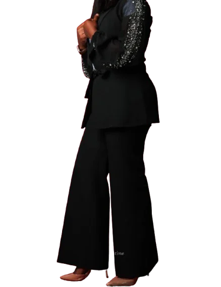 Caroline Suit