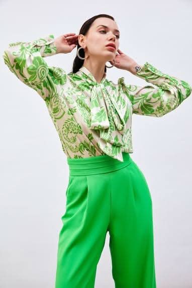 Amanda Longsleeve Top