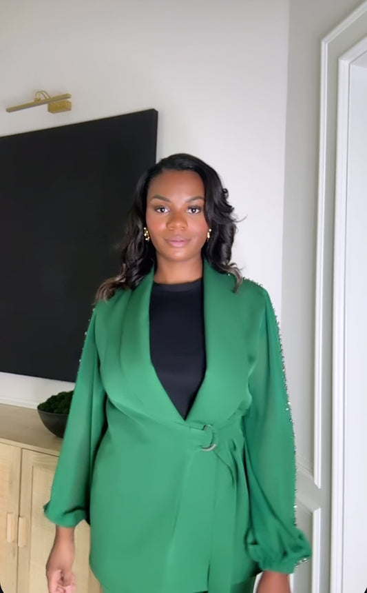 Caroline Suit